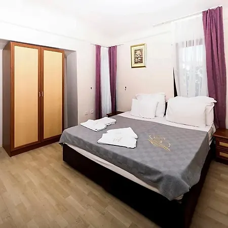 Akay Garden Family Club 公寓式酒店 Çeşme