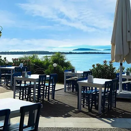 Akay Garden Family Club Çeşme